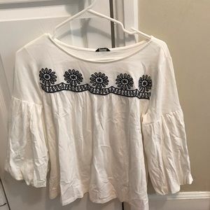 Ann Taylor Off White Top with bubble sleeves